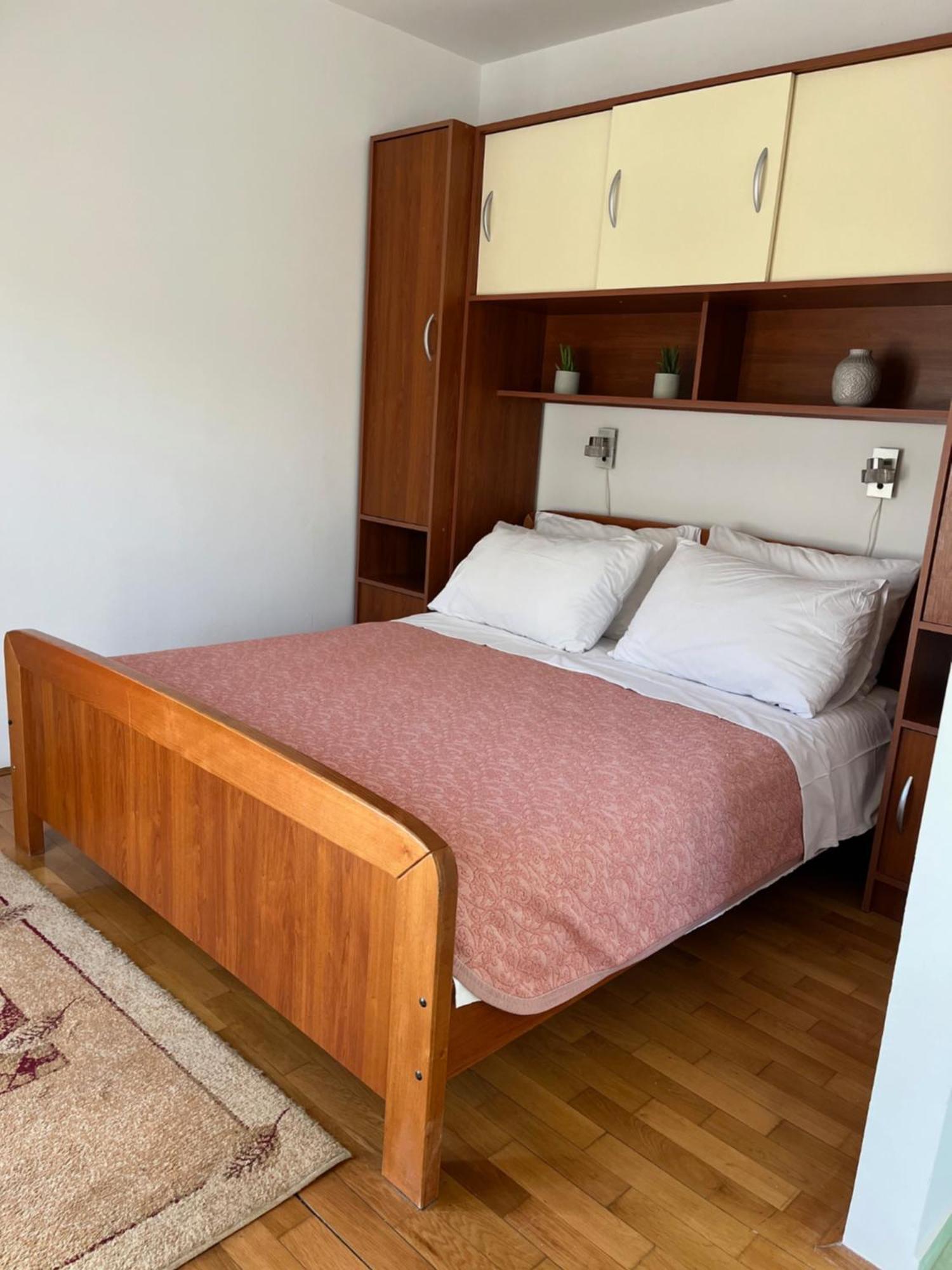 Guest house Znjan