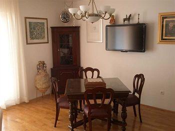Guest house Znjan