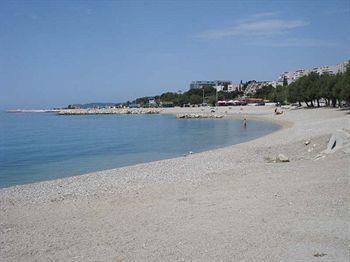 Znjan 3* Split
